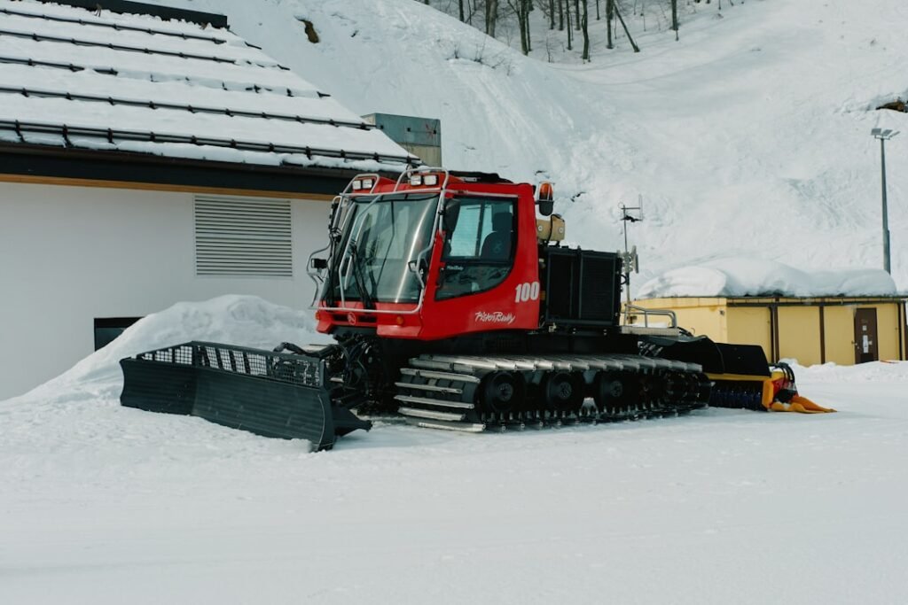 Photo Snowmobile Maintenance